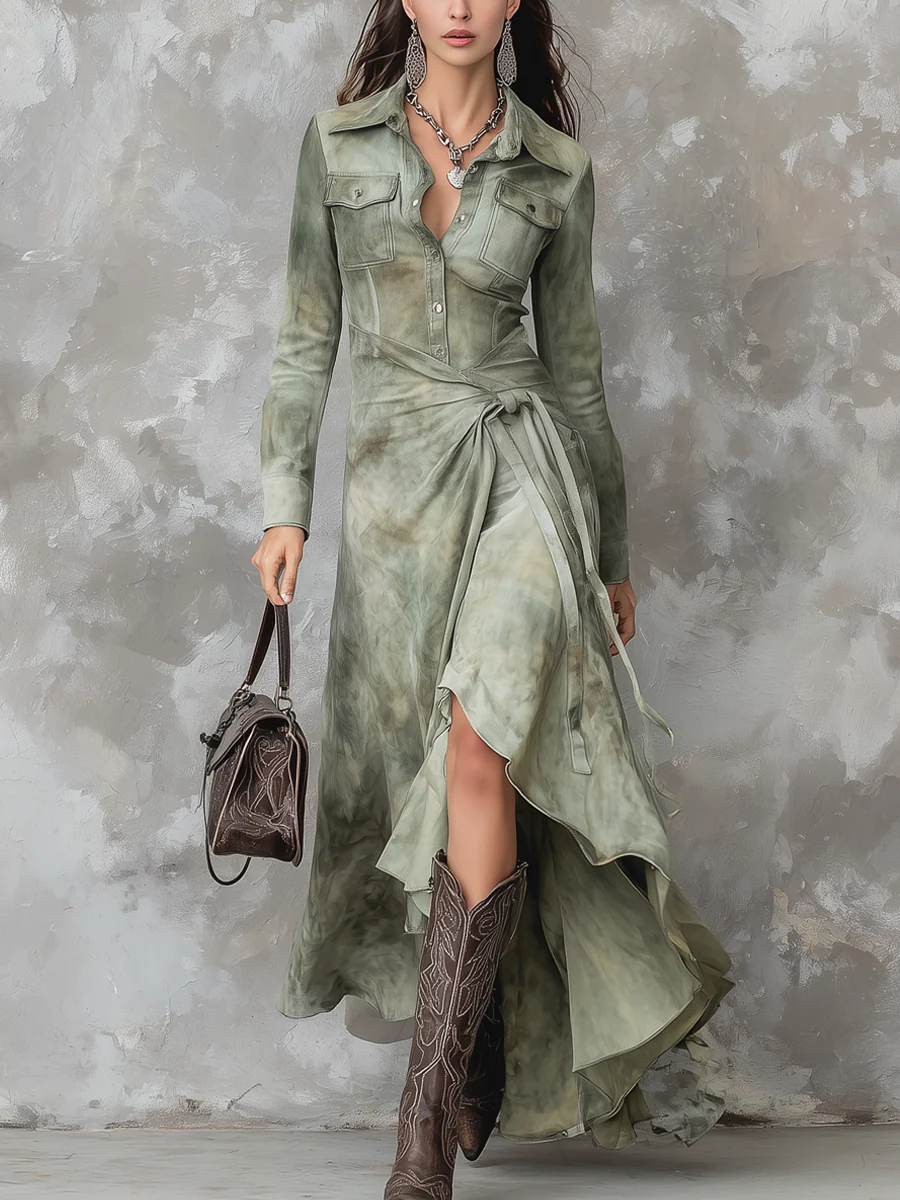 Vintage salbeigrünes Batik-Maxikleid aus Wildleder mit Taschen und schmaler Passform