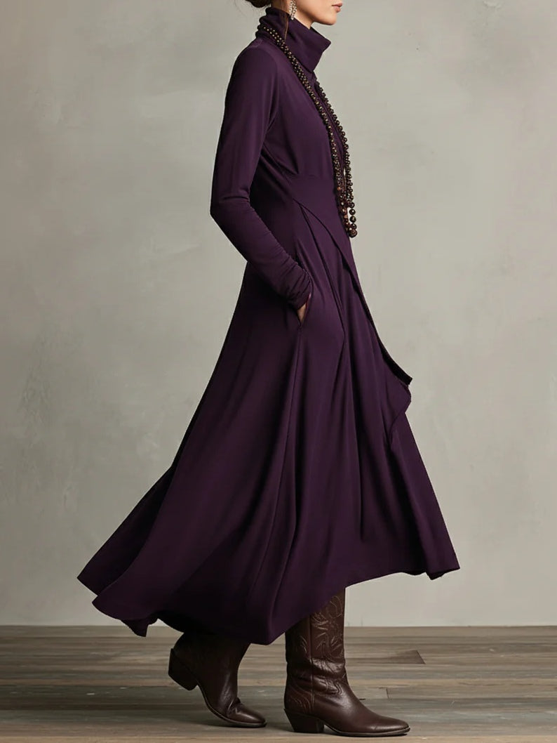 Lila hochgeschlossenes, asymmetrisches Plissee-Maxikleid
