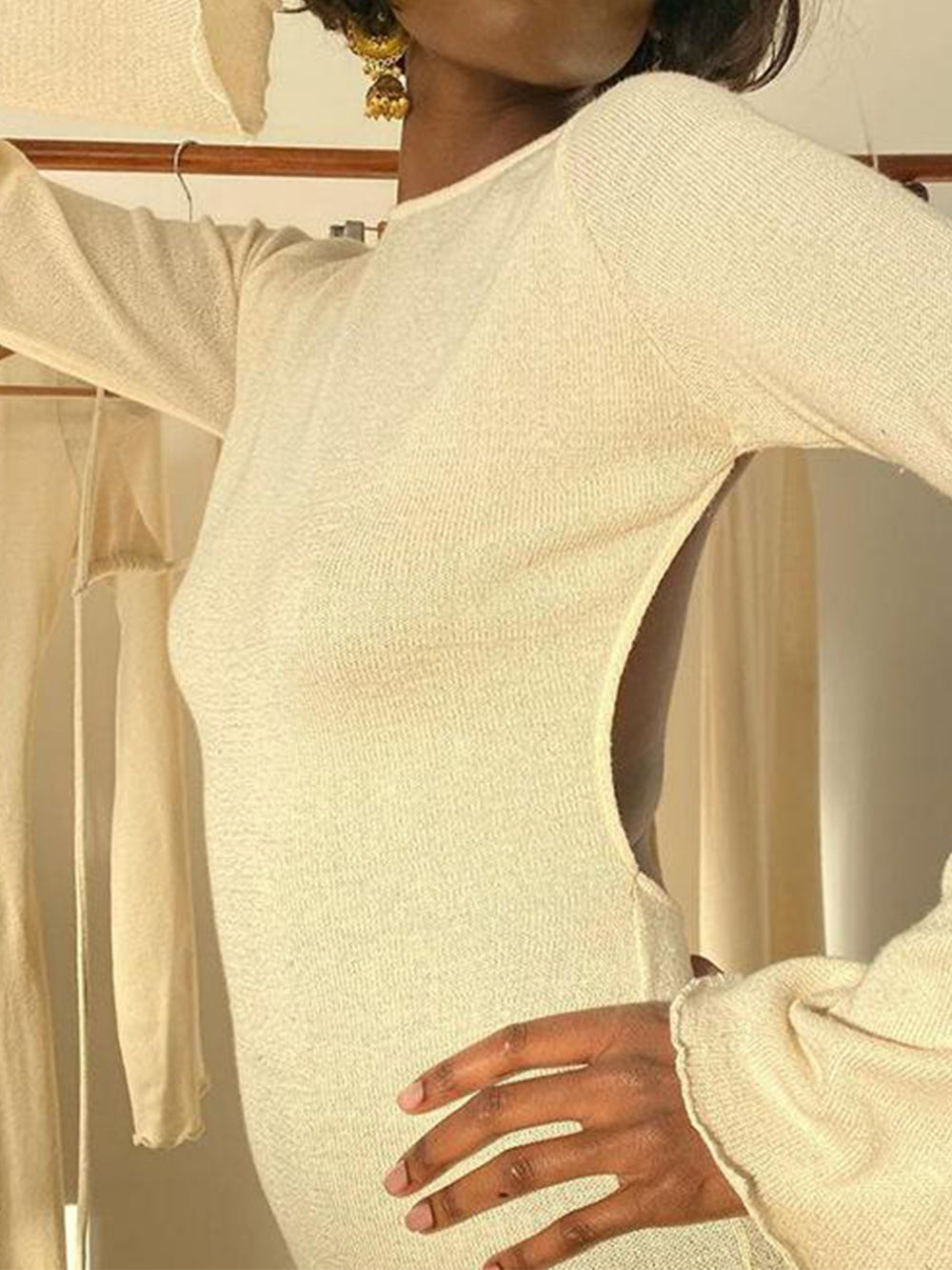Elegantes rückenfreies Maxikleid aus Vollmaterial
