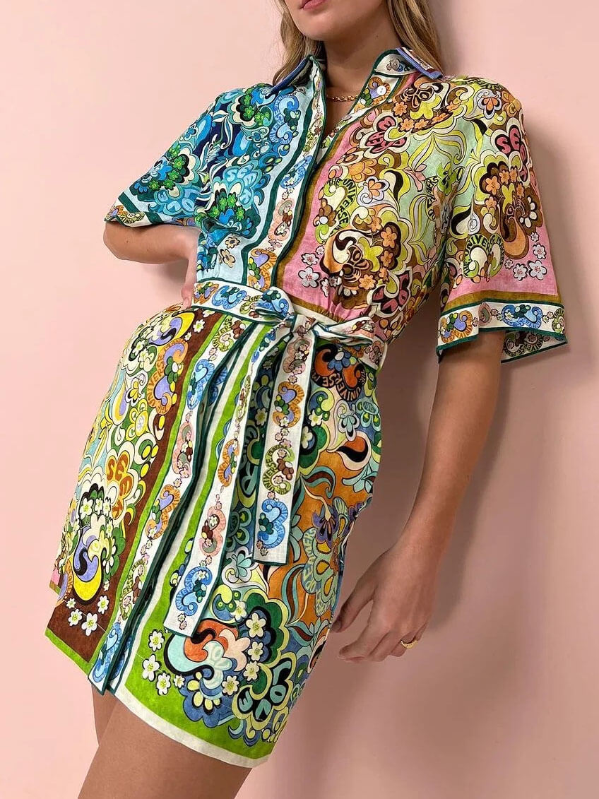 Spezielles Satin-Print-Minikleid