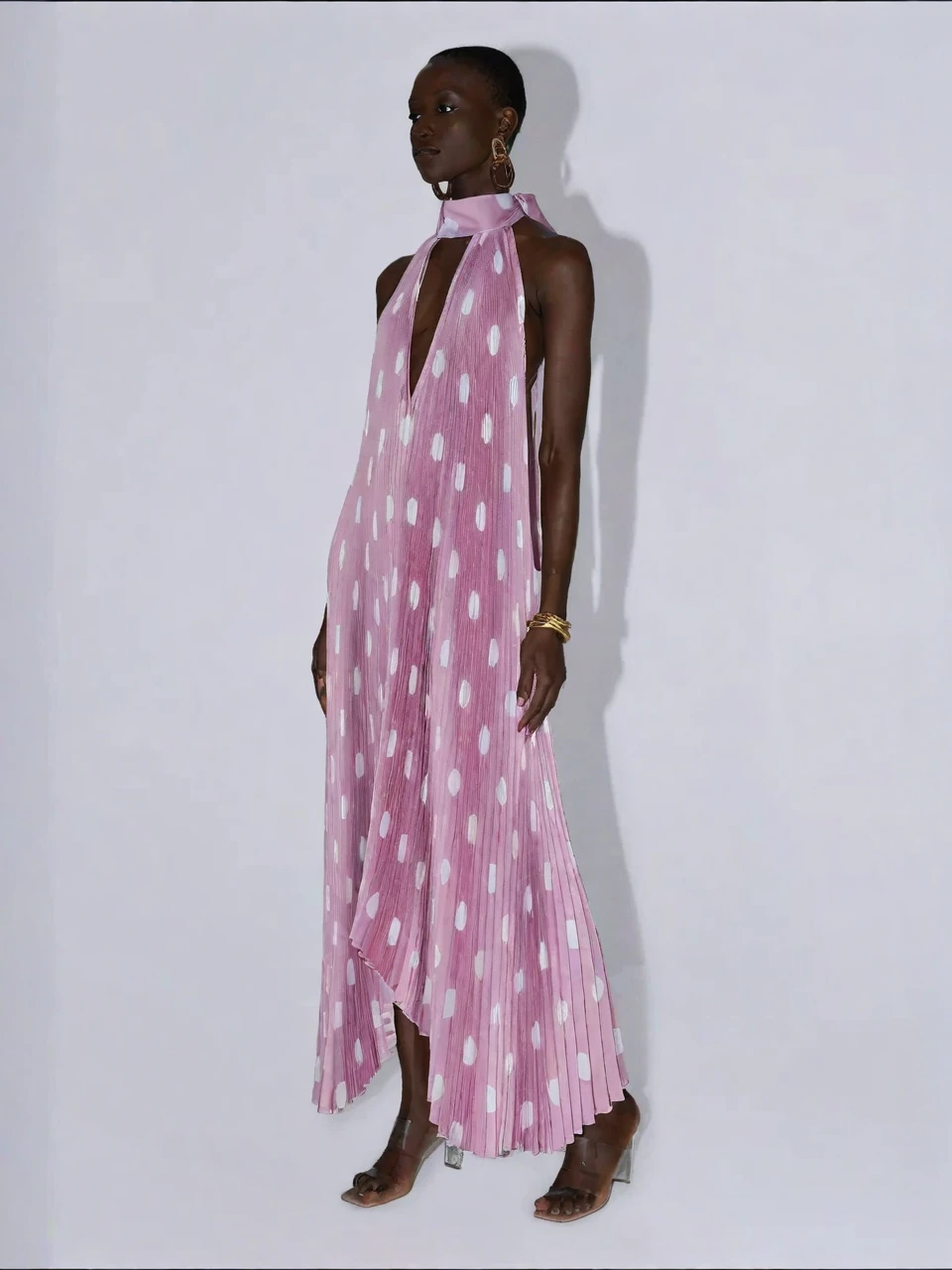 Pinkes gepunktetes Neckholder-Kleid mit Falten