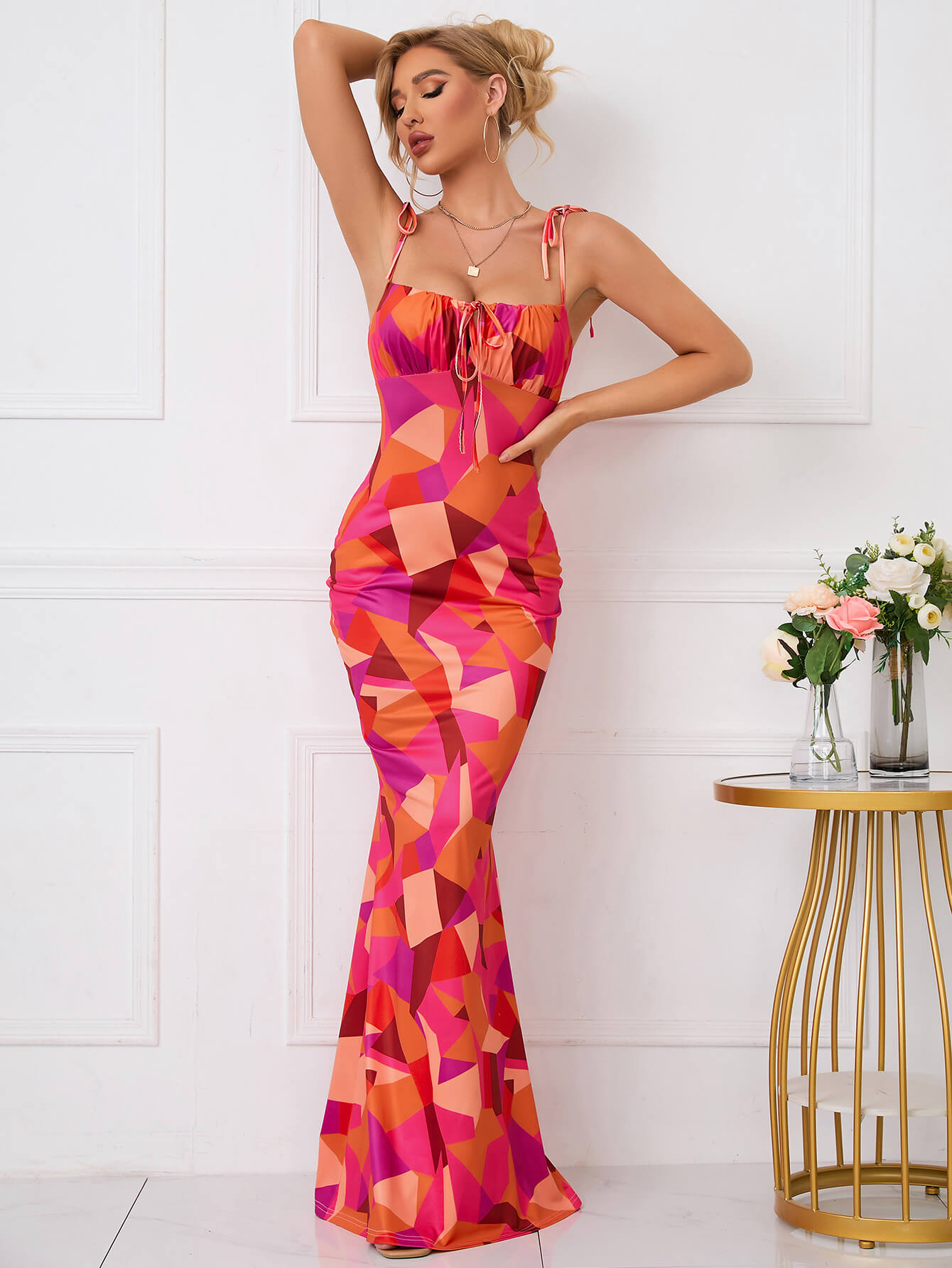Trägerloses Meerjungfrauen-Abendkleid mit Blumenmuster