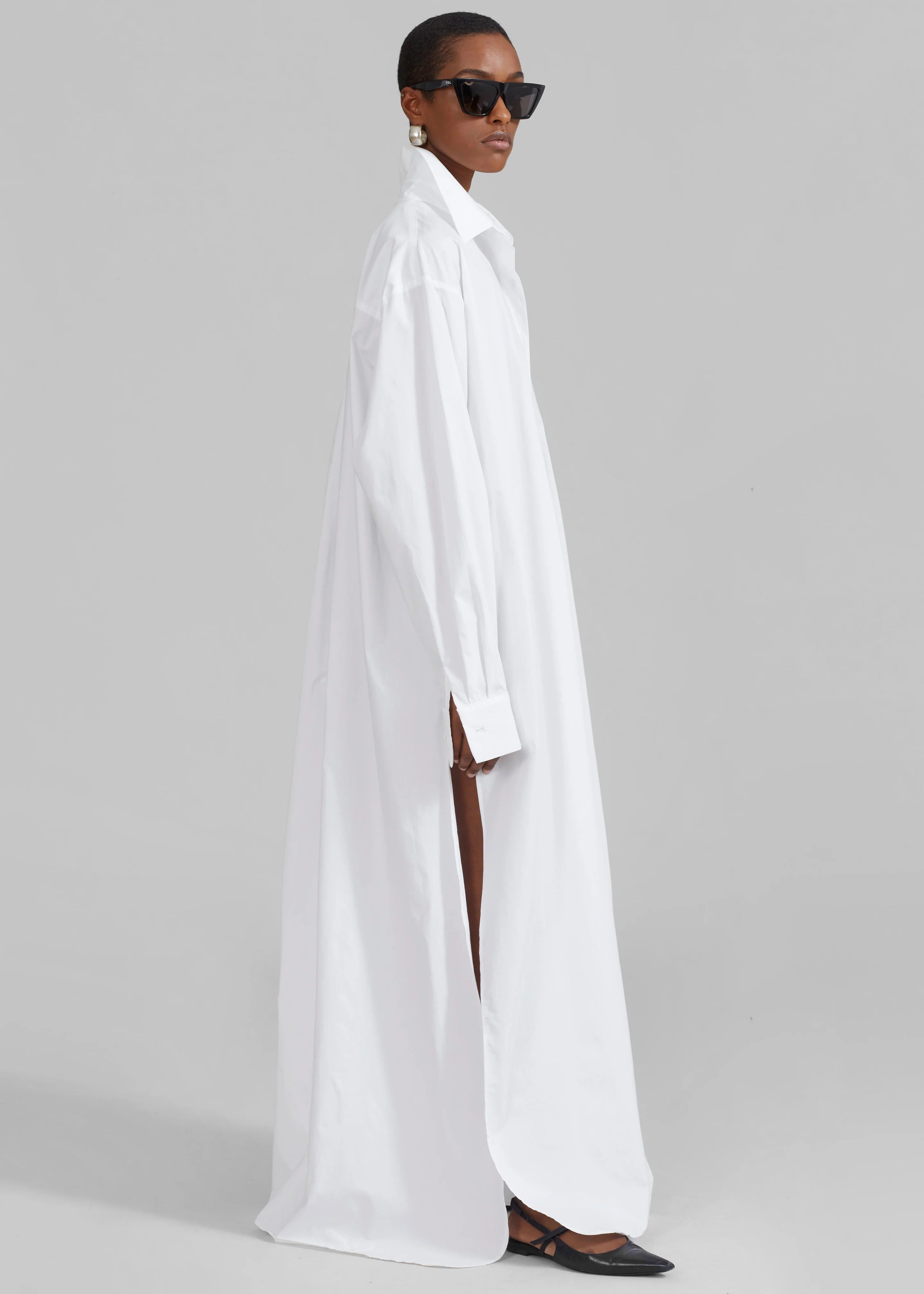 Oversized-Hemdblusenkleid mit Schlitz