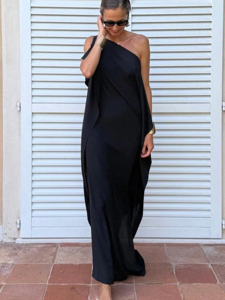 Fließender asymmetrischer Kaftan mit Gürtel