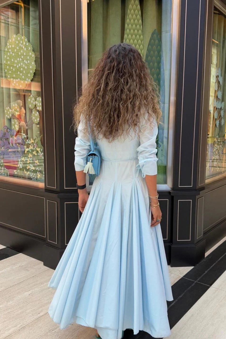 Hellblaues Maxikleid