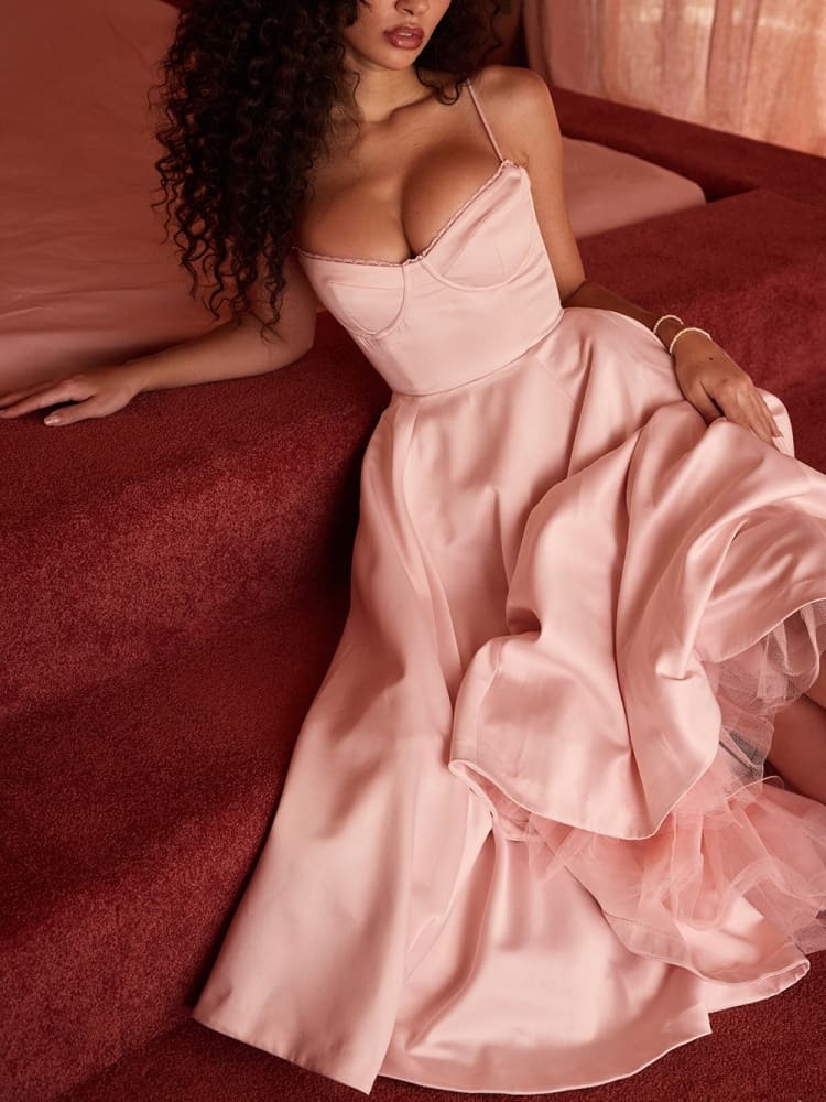 Ballerina-pinkfarbenes Midikleid