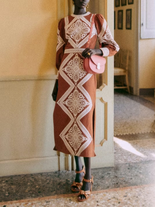 Calitta Wunderschönes bedrucktes Maxikleid