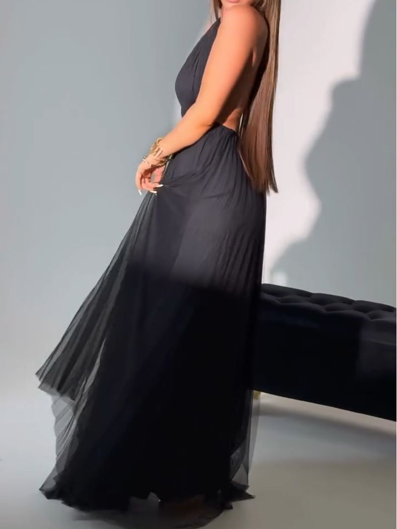 Rückenfreies, plissiertes Maxikleid mit Neckholder