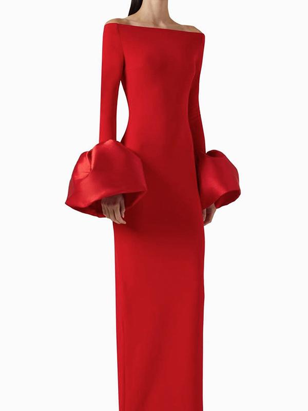 Eng anliegendes Langarmkleid mit Puffärmeln und One-Shoulder-Ausschnitt