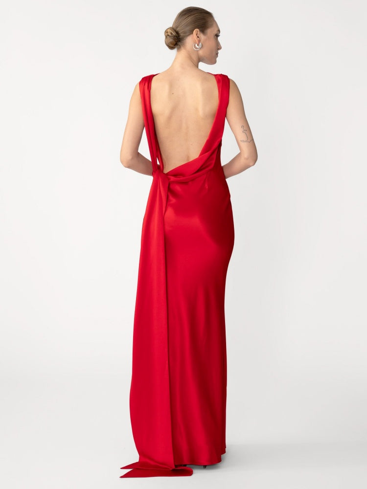 Gefesselt & Gezeichnet – Satin-Abendkleid