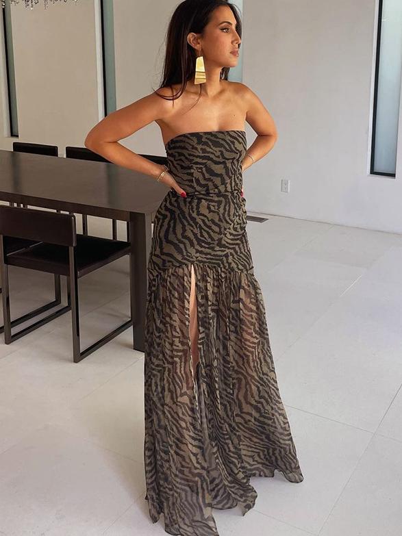 Trägerloses Leoparden-Maxikleid mit hohem Schlitz und Netzeinsätzen