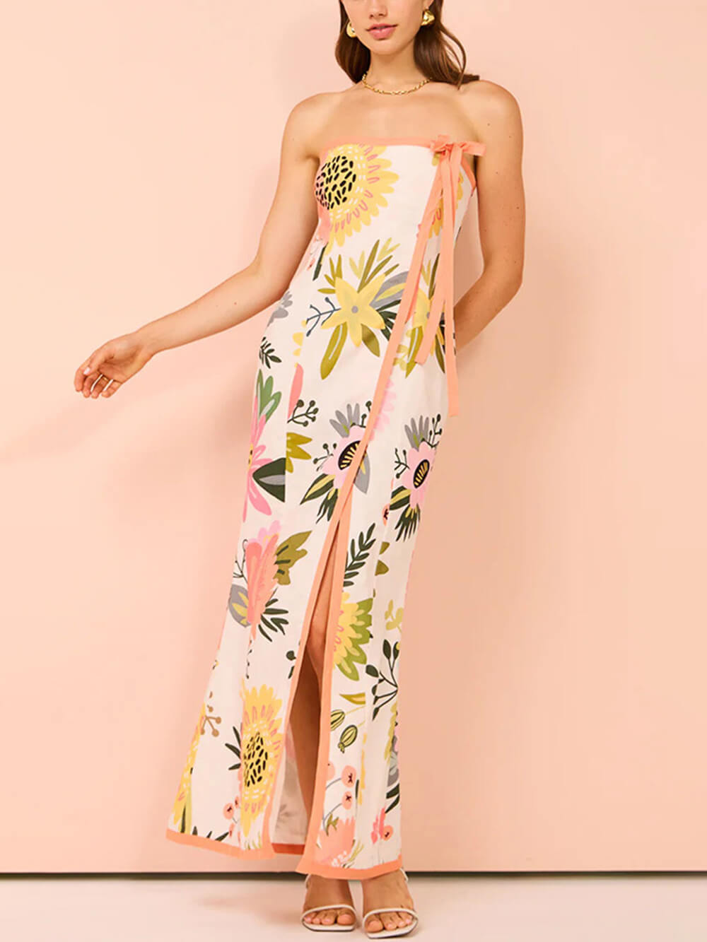 Sommerliche, sexy Wickelkleider mit Schlitz und Aufdruck
