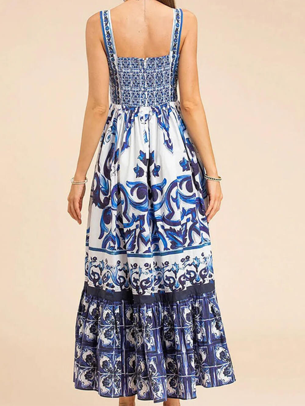 Lässiges, locker geschnittenes Trägerkleid mit Aufdruck