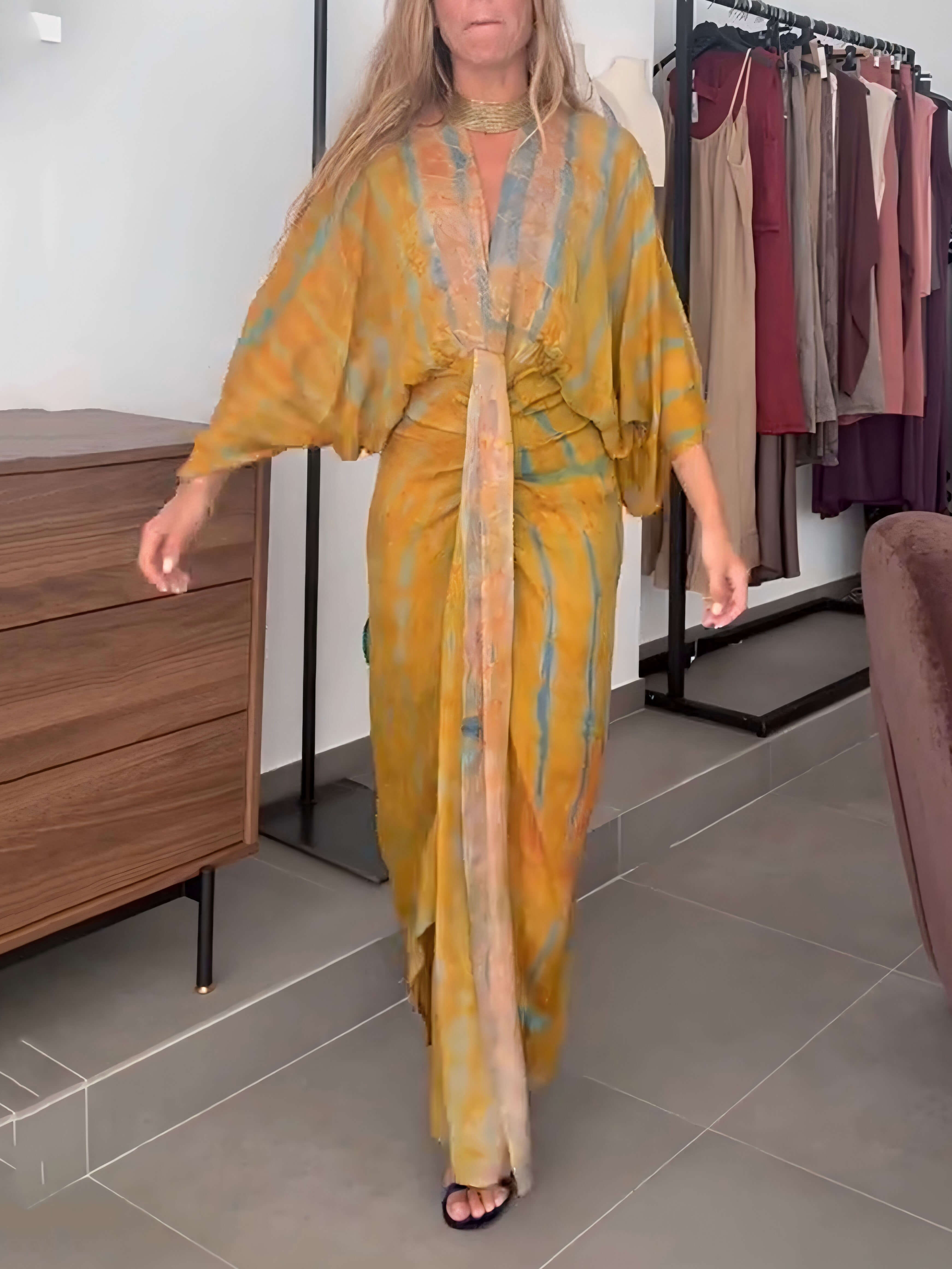 Bedrucktes Kleid im Kimono-Stil
