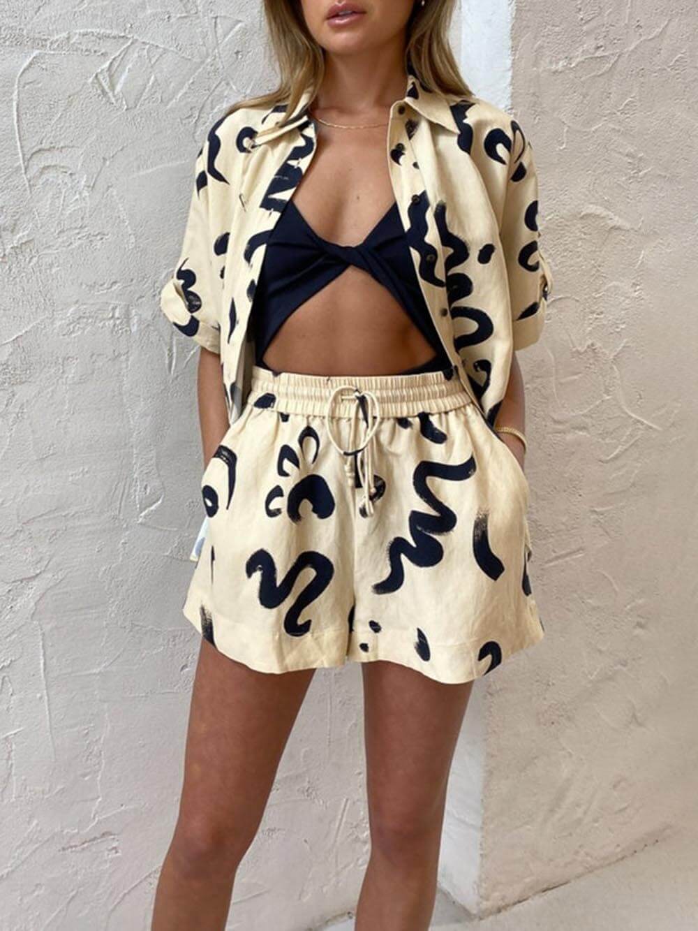 Einzigartiges warmes Sonnen-Print locker sitzendes Hemd-Shorts-Set