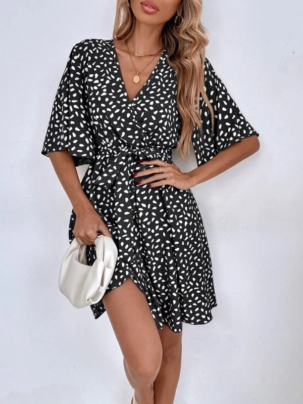 V-Ausschnitt Taille Fashion Vielseitiges Boho-Kleid