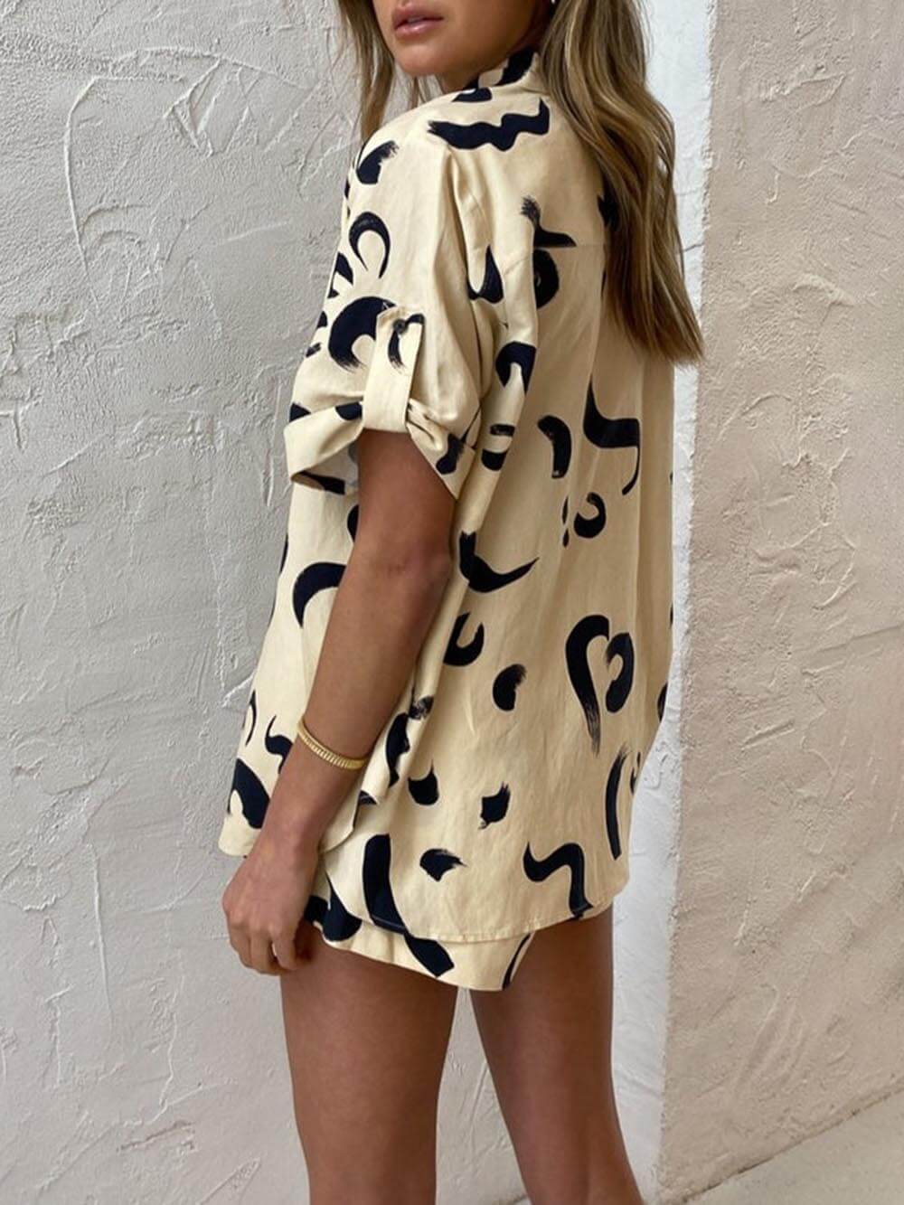 Einzigartiges warmes Sonnen-Print locker sitzendes Hemd-Shorts-Set
