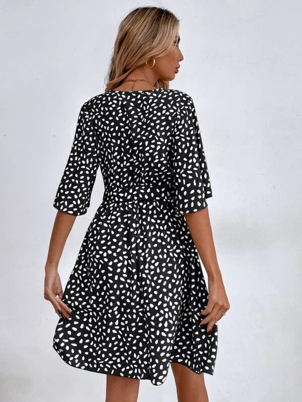V-Ausschnitt Taille Fashion Vielseitiges Boho-Kleid