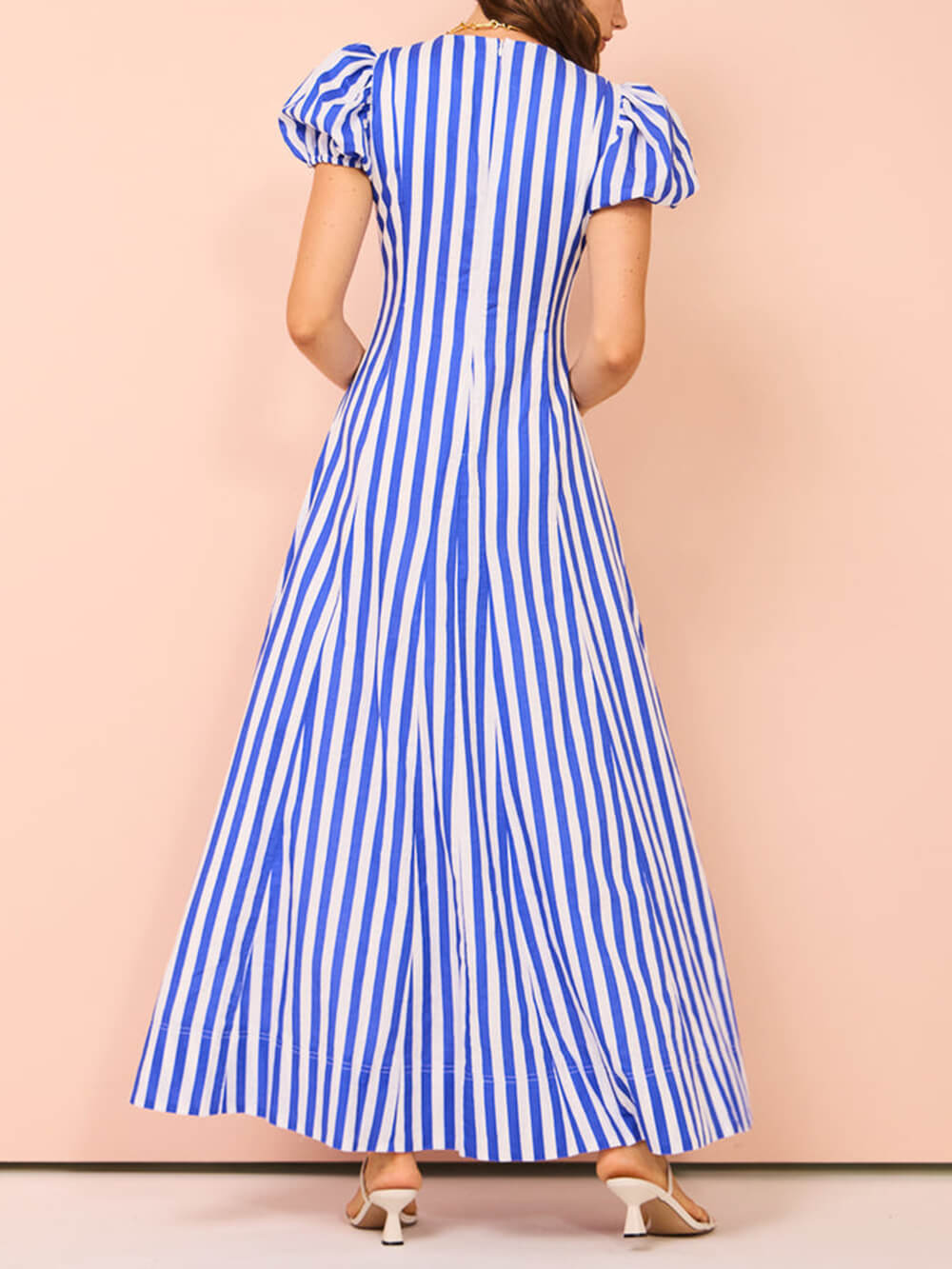 Maxikleid mit Ballonärmeln und Streifenmuster