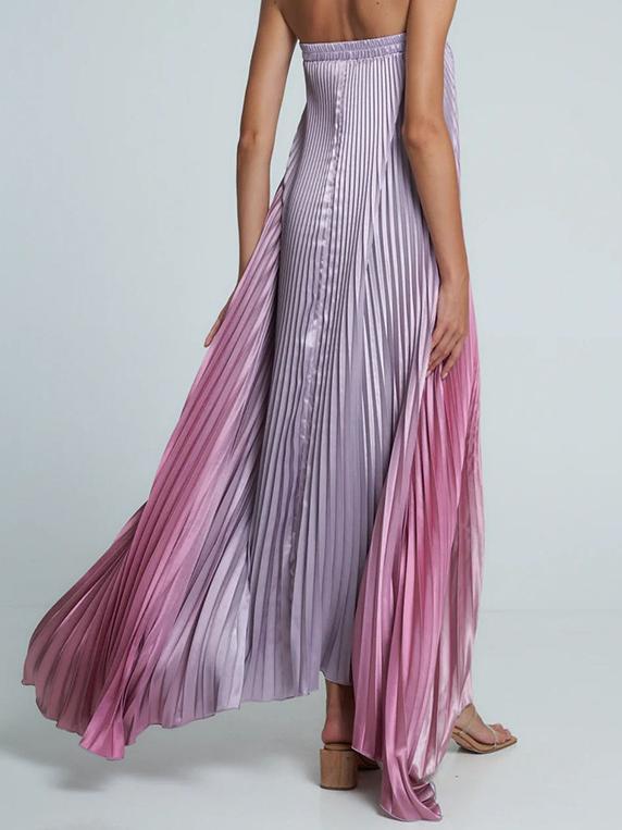 Trägerloses, plissiertes, ärmelloses Kleid mit Farbverlauf