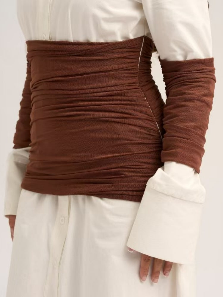Farbenfrohes Hemdblusenkleid mit Schlitz