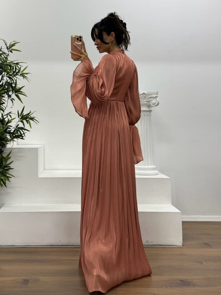 Französisch inspirierte Maxikleid mit Taillenbetonung