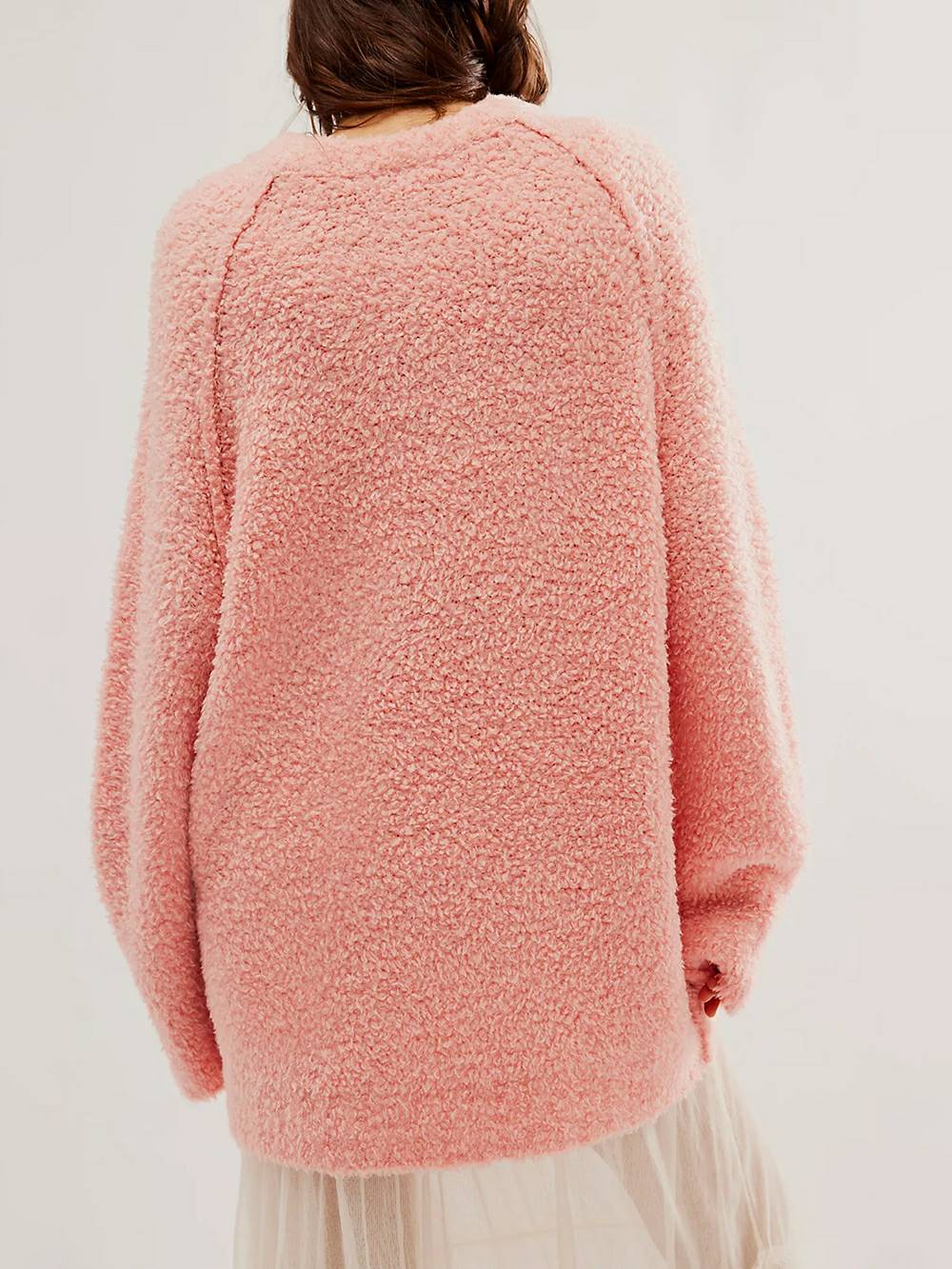 Spitzen-Minikleid & Teddy-Pullover