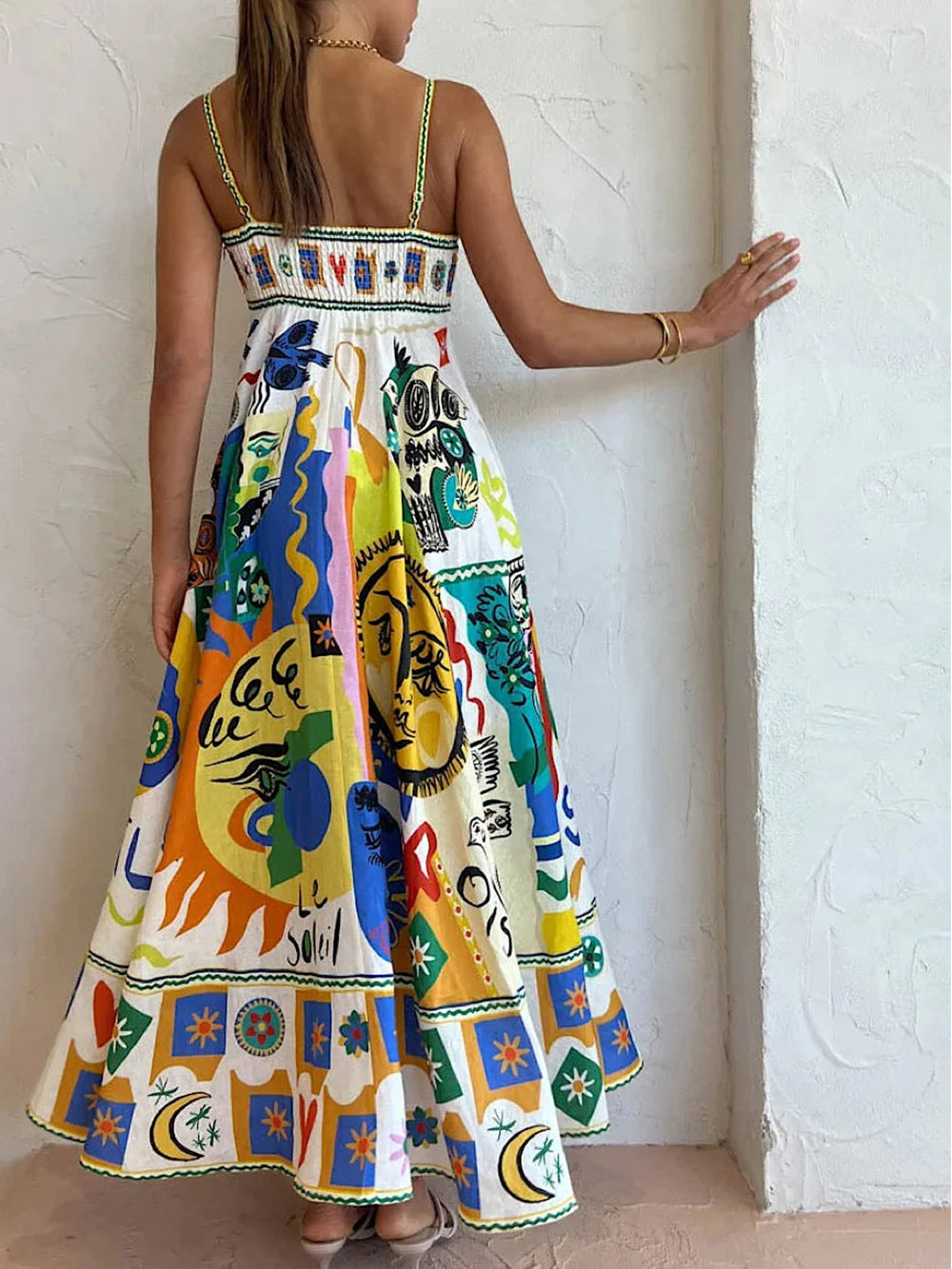 Schickes geometrisches Graffiti-Print-Trägerkleid