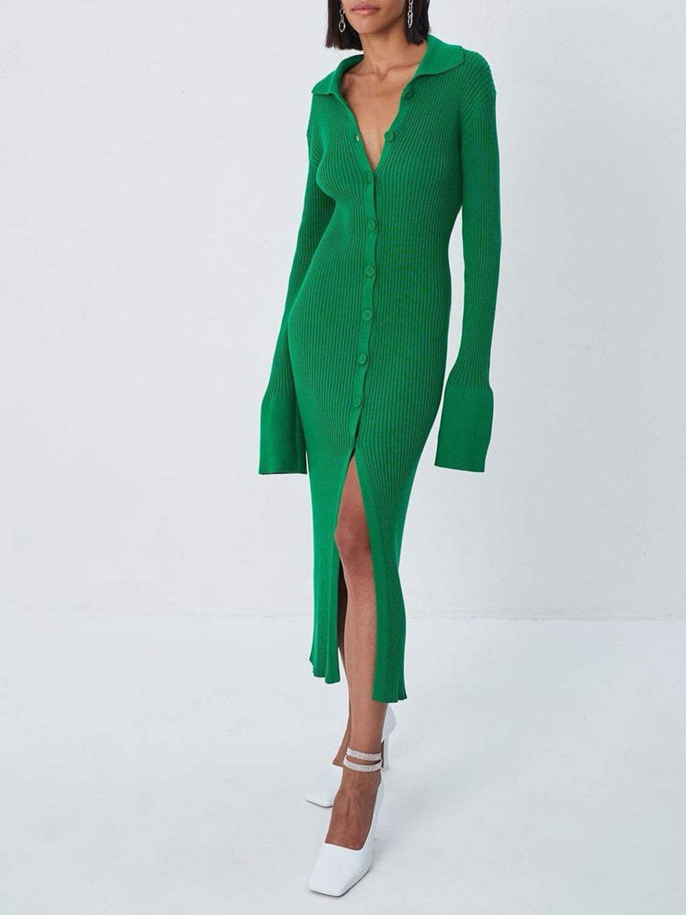 Maxikleid mit V-Ausschnitt, langen Glockenärmeln und Pullover-Oberteil