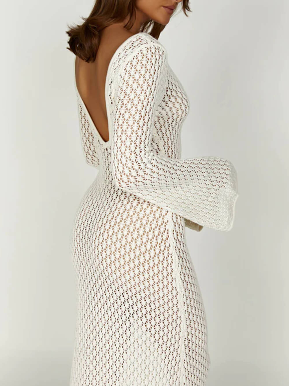 Gehäkeltes Maxikleid mit ausgestellten Fishtail-Ärmeln