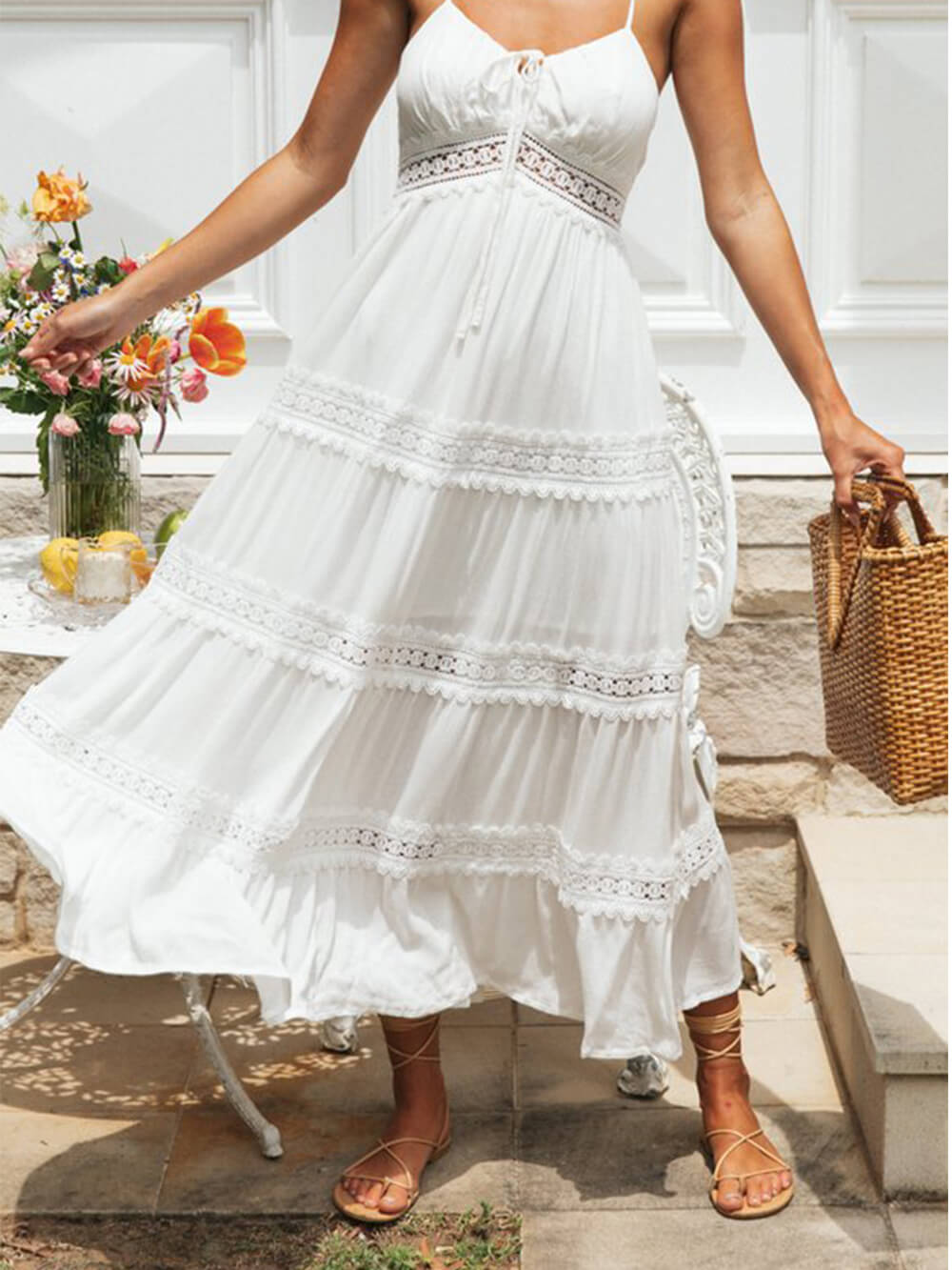 Einfarbiges Spitzen-Träger-Midikleid