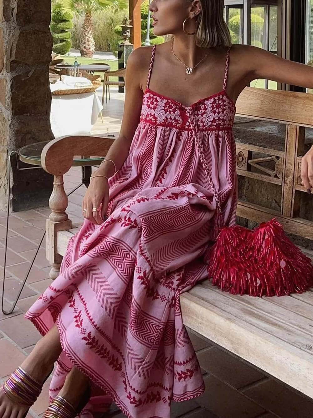 Maxikleid im Ethno-Stil aus Strick