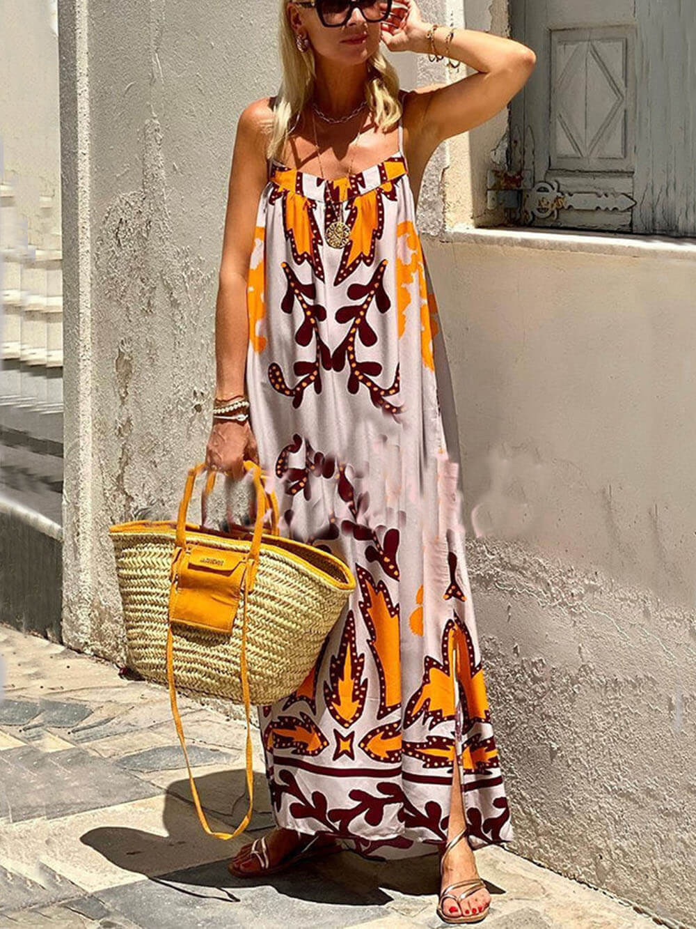 Ärmelloses Kleid mit Ethnomuster