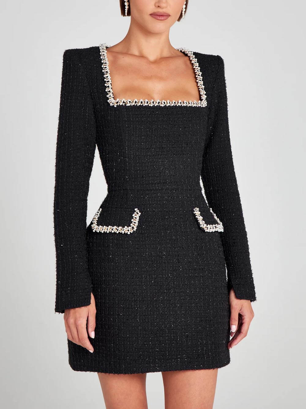 Exquisites Mädchen, Charme, Perlenbesatz, geschlitzter Ärmel, Tasche, Minikleid