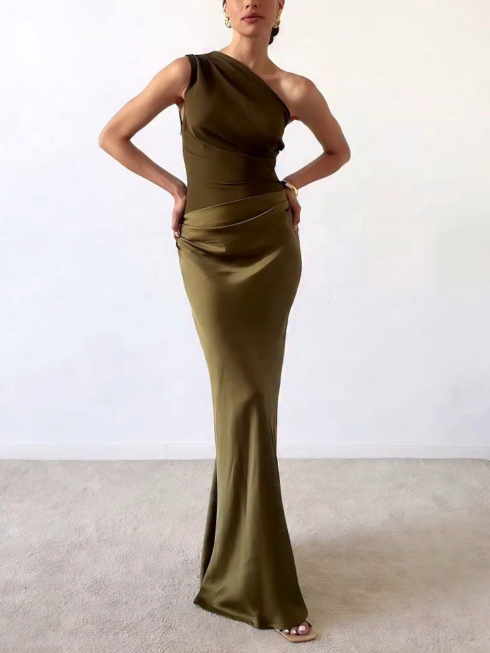 Elegantes, schulterfreies, plissiertes Party-Maxikleid