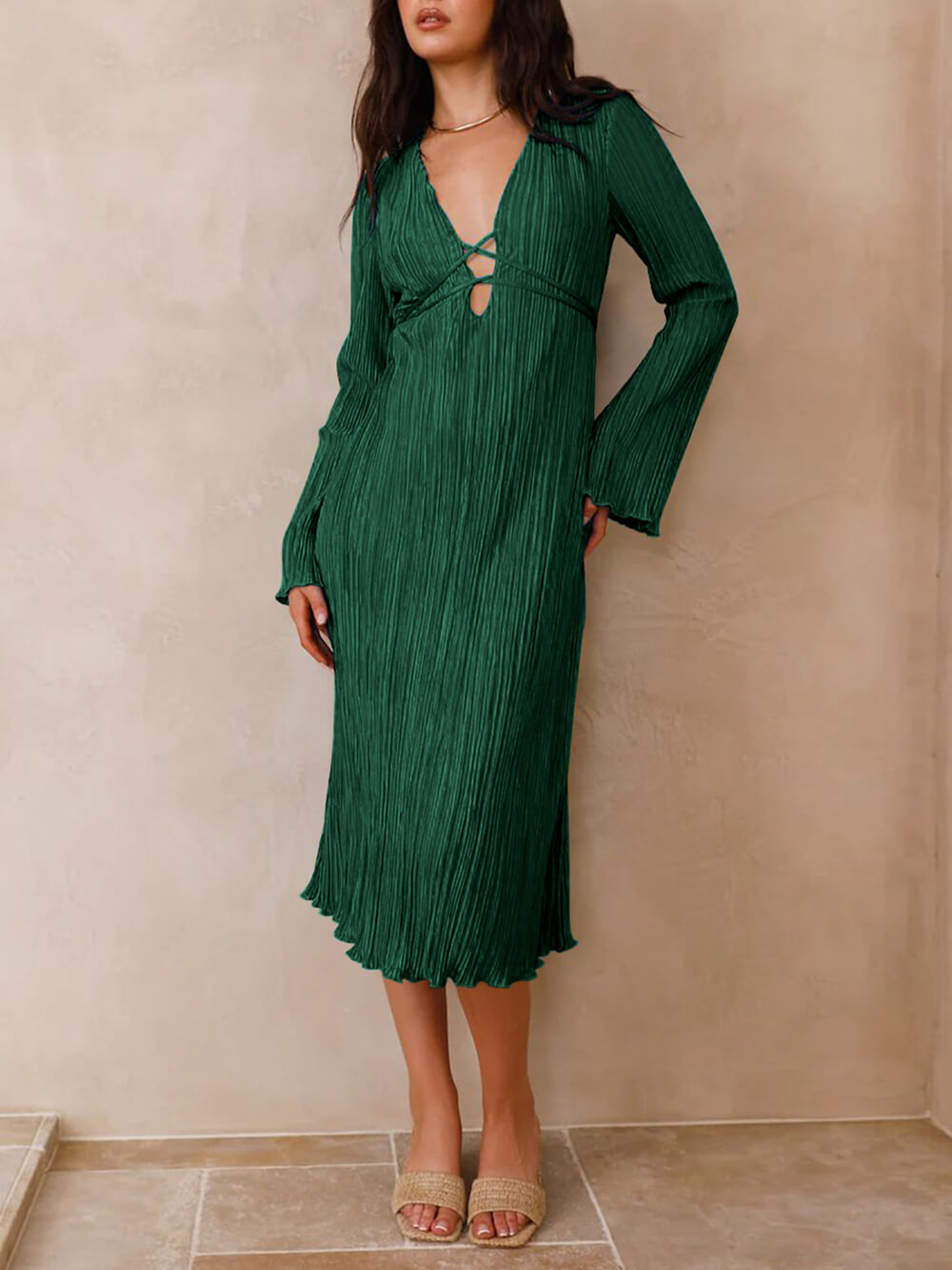 Midi-Kleid mit Glockenärmeln, Falten und Bergblick-Muster