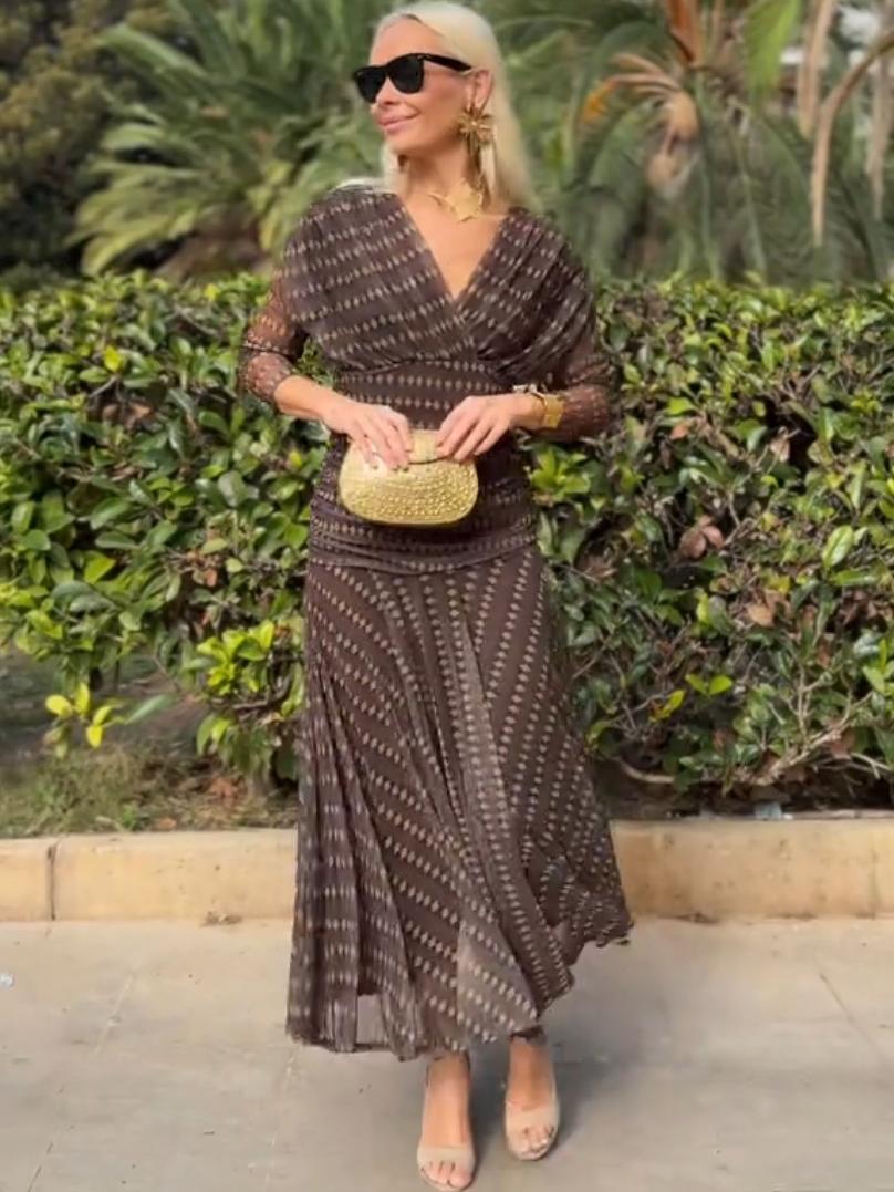Maxikleid aus Mesh mit V-Ausschnitt und Bohemian-Muster