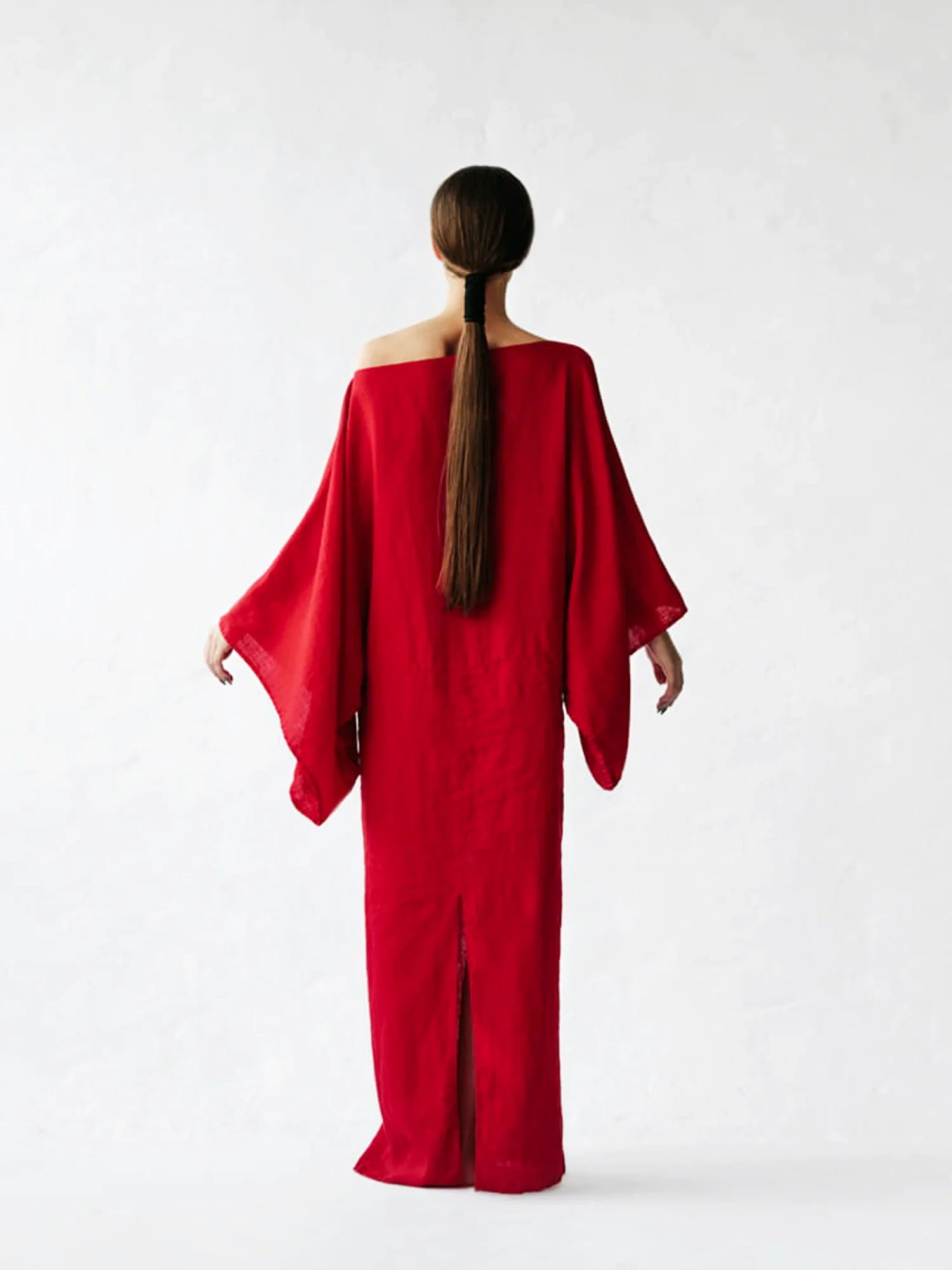 Kimono-Kleid „Crimson Linen Breeze“
