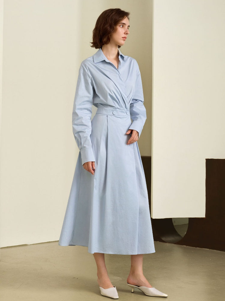 Französischblaue Hemd-Midikleid mit Gürtel