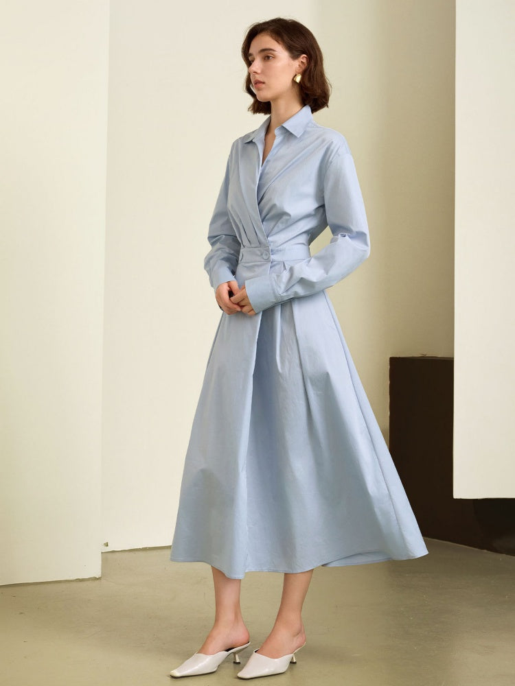 Französischblaue Hemd-Midikleid mit Gürtel