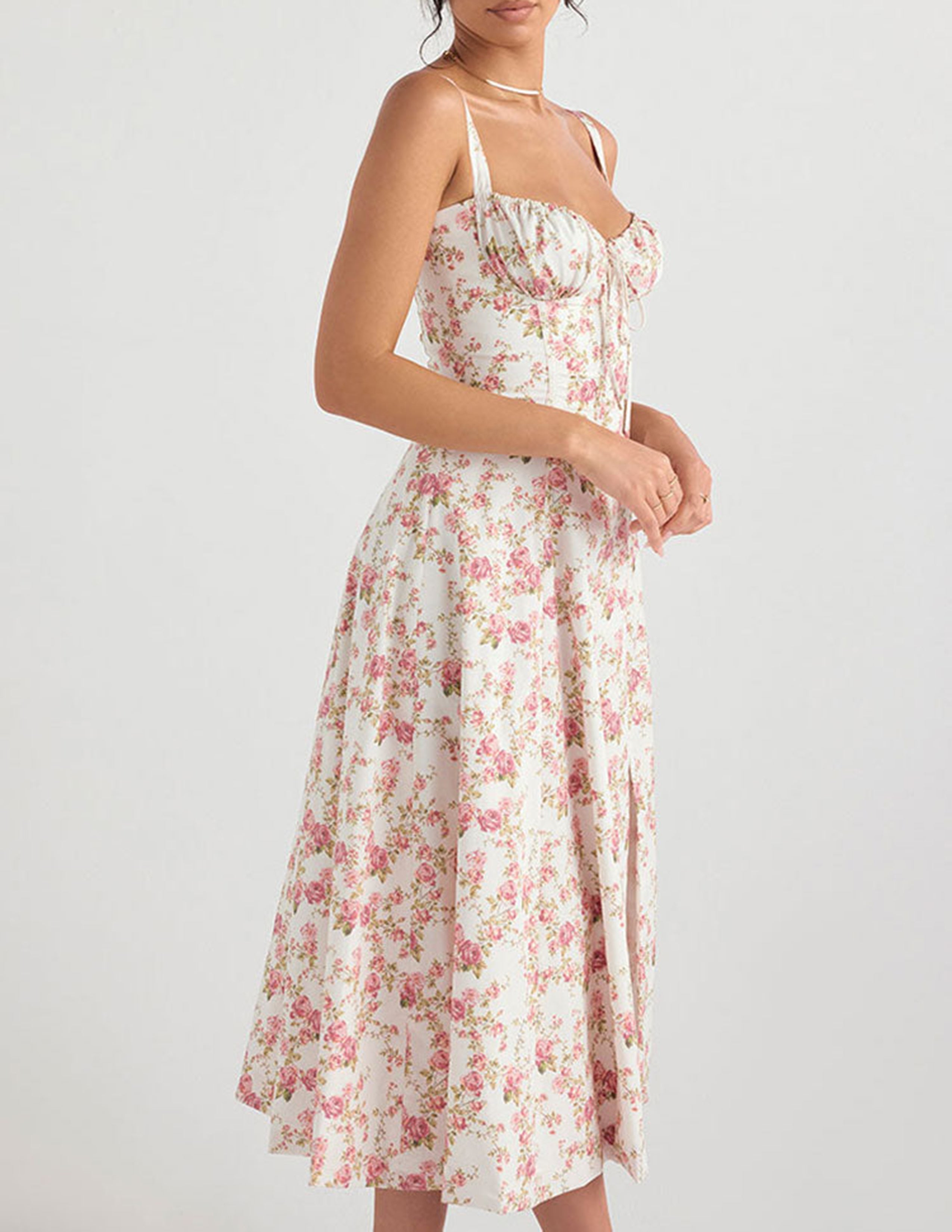 Kleid mit Rosenmuster und Fischgrätmuster