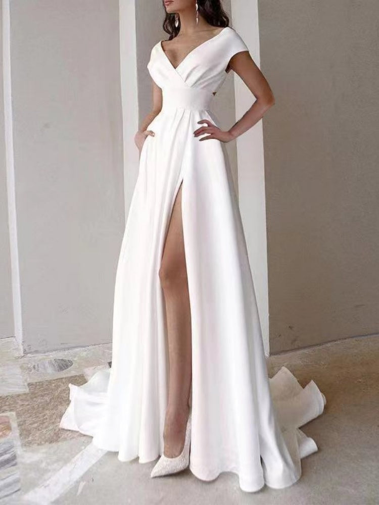 Fließendes Abendkleid mit Rüschen
