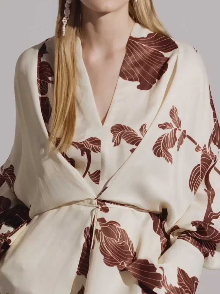 Kimono-Kleid mit Origami-Print