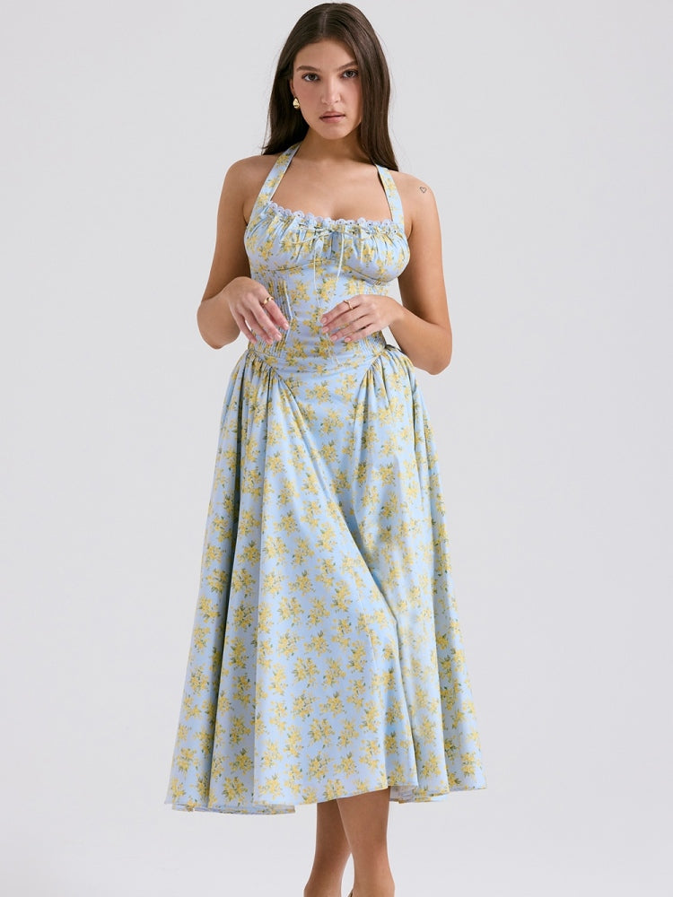 Weiches blaues rückenfreies Tanktop-Kleid mit Vintage-Blumenmuster