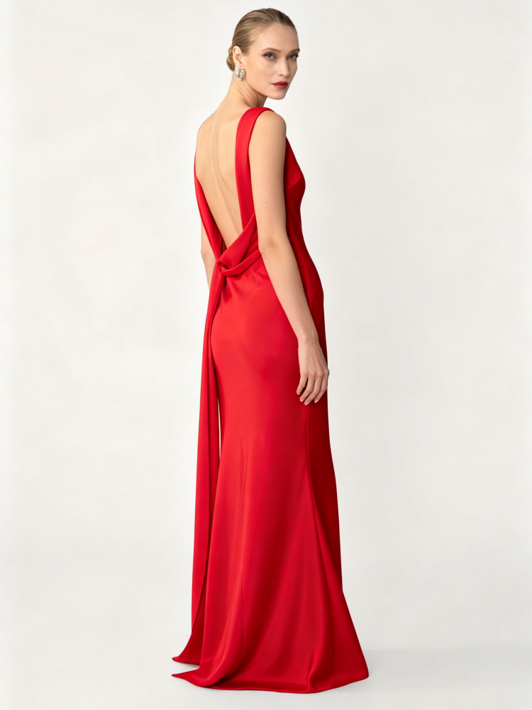 Gefesselt & Gezeichnet – Satin-Abendkleid