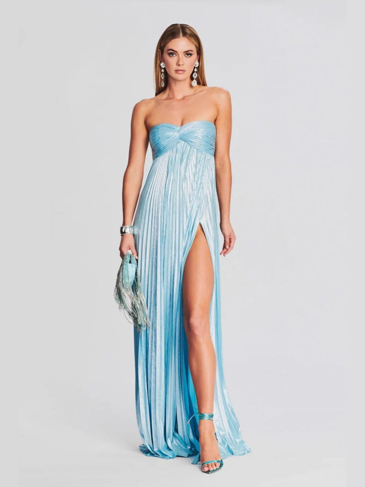Raffiniertes, geknotetes Abendkleid mit Schlitz