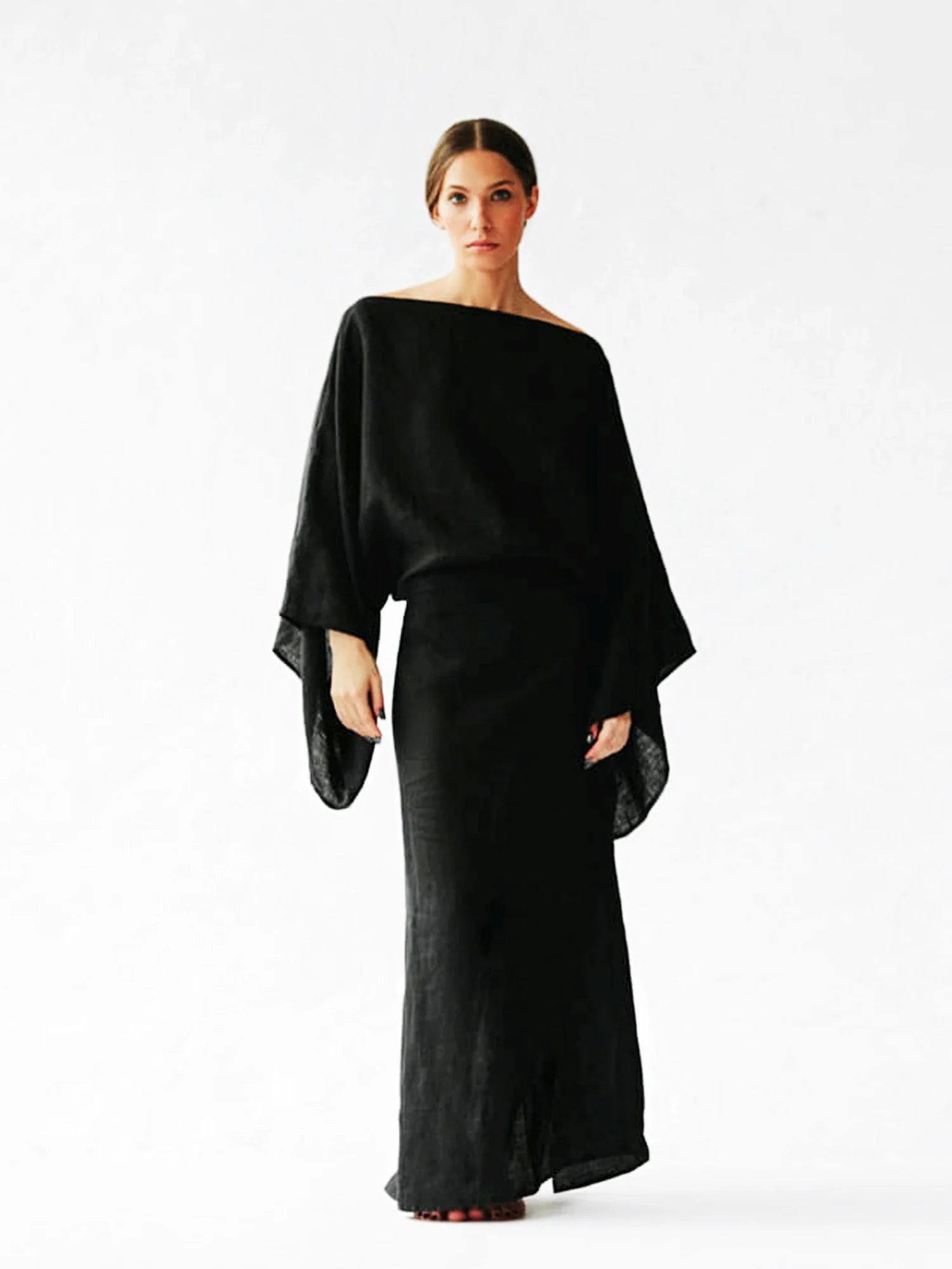 Kimono-Kleid „Crimson Linen Breeze“