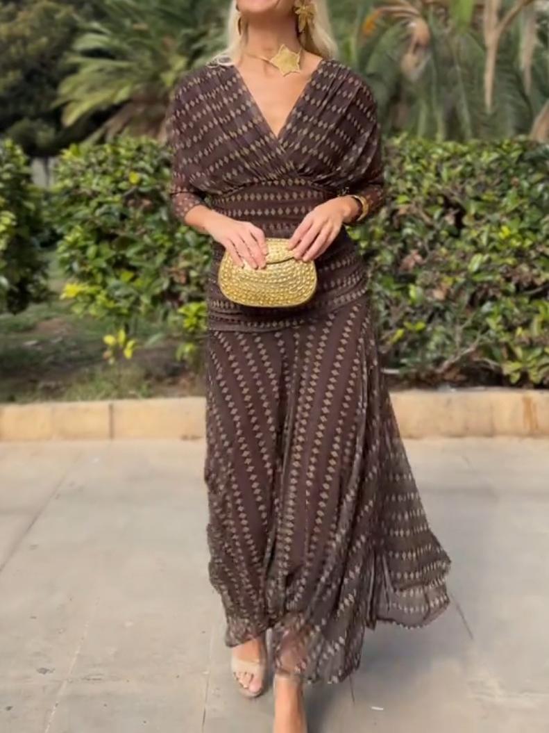 Maxikleid aus Mesh mit V-Ausschnitt und Bohemian-Muster