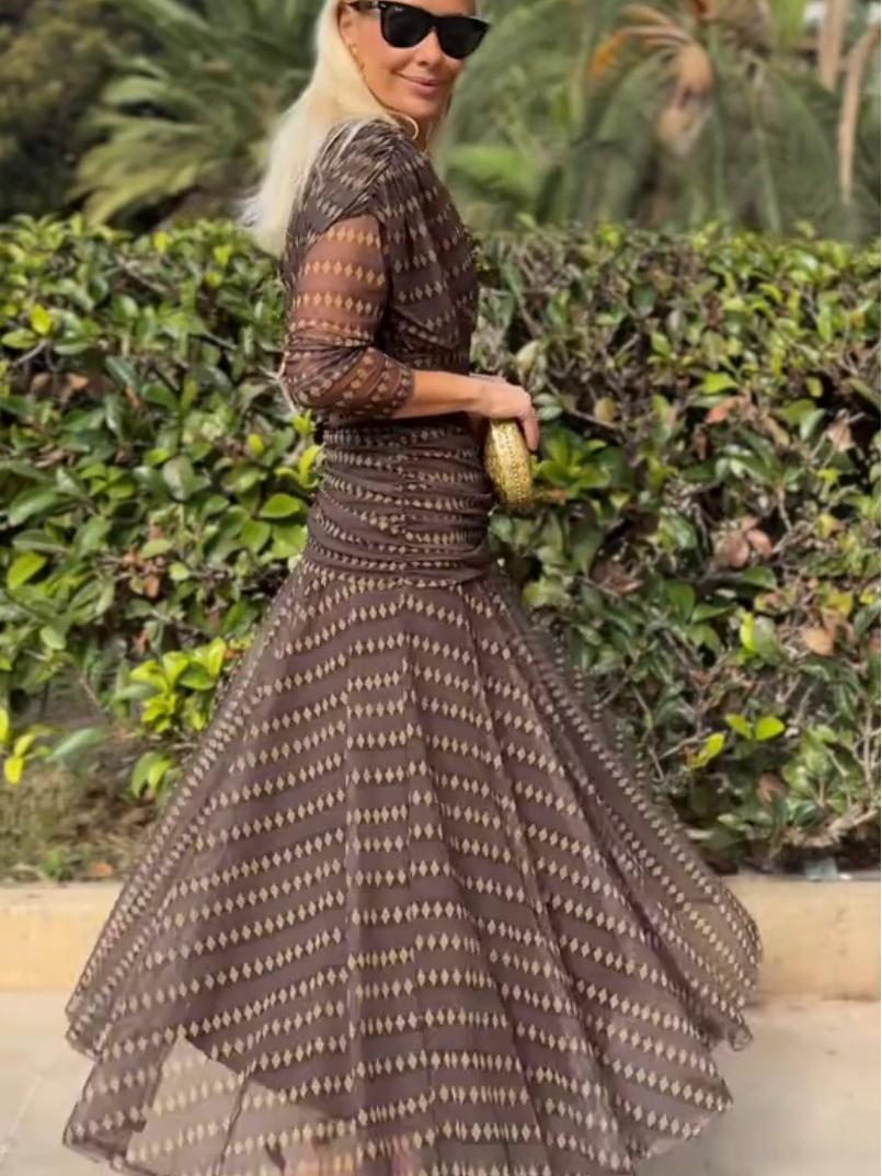 Maxikleid aus Mesh mit V-Ausschnitt und Bohemian-Muster