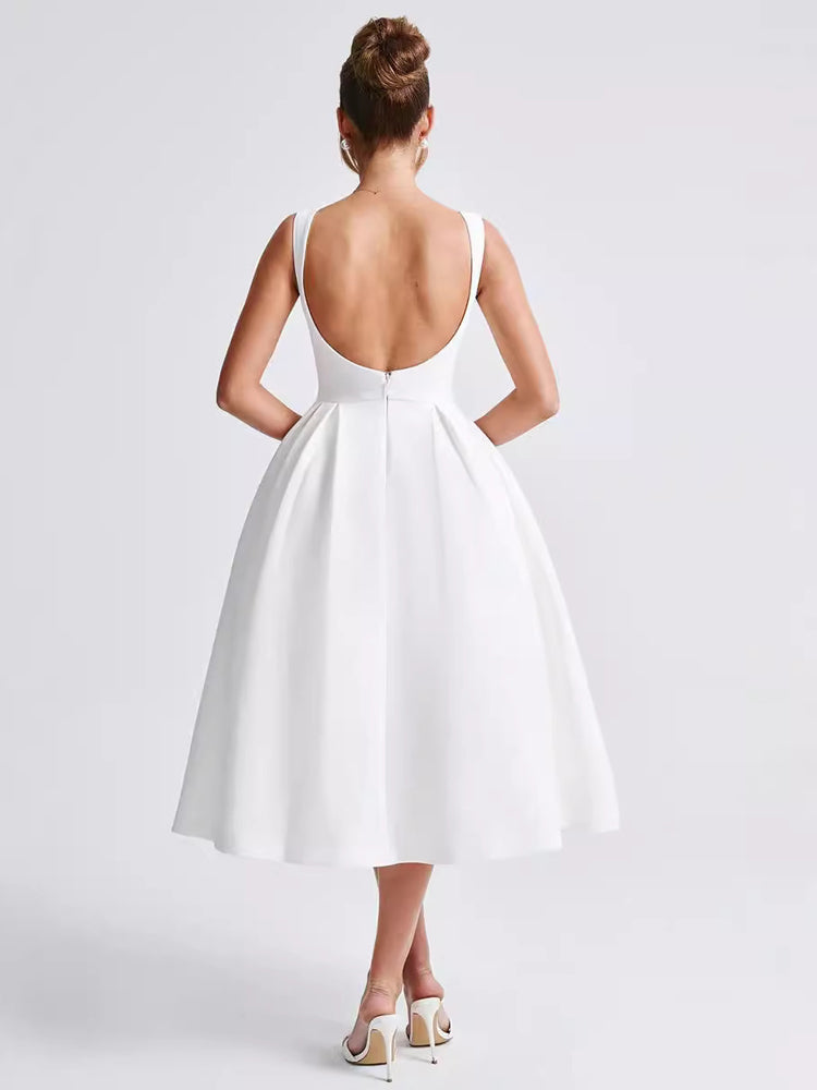 ÄRMELOSES RÜCKENFREIES KLEID